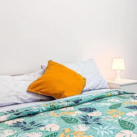 Rent this 3 bed apartment on Rua Liga dos Melhoramentos da Amadora in Amadora, Portugal