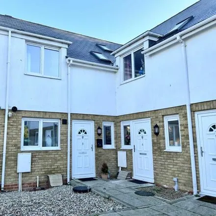 Buy this 2 bed townhouse on unnamed road in Cliftonville West, Margate