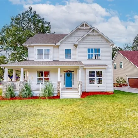 Buy this 4 bed house on 1016 Parkwood Avenue in Charlotte, NC 28205