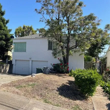 Buy this 4 bed house on Vallejo High School in Byron Street, Vallejo