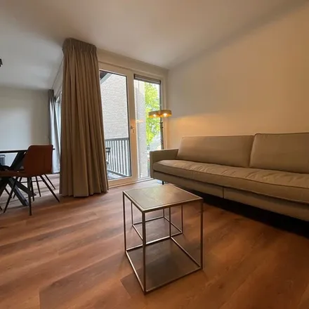 Rent this 2 bed apartment on West-Peterstraat 59 in 6822 AB Arnhem, Netherlands