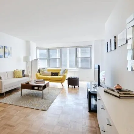 Rent this studio condo on 77 West 55th Street in New York, NY 10019