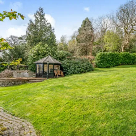 Image 5 - Dome Hill Peak, Caterham Valley, CR3 6EH, United Kingdom - House for sale