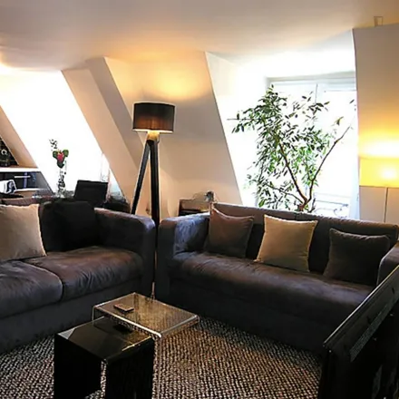 Image 3 - 23 Rue Louise-Émilie de La Tour d'Auvergne, 75009 Paris, France - Apartment for rent