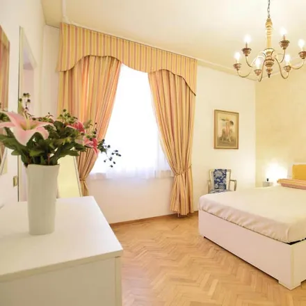 Rent this 3 bed house on Stazione di Viareggio in Piazzale Dante Alighieri, 55049 Viareggio LU