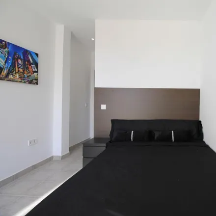 Rent this studio apartment on Madrid in Calle Bustillo del Oro, 3