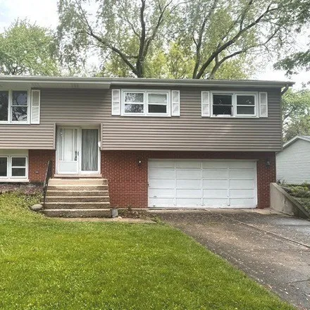 Buy this 3 bed house on 1048 71st Street in Darien, IL 60561