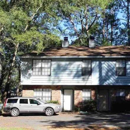 Rent this studio apartment on 3655 Donovan Drive in Tallahassee, FL 32309