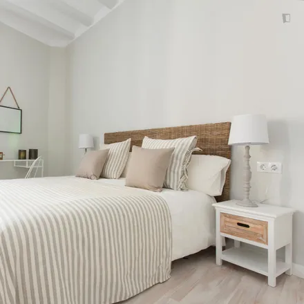 Rent this 2 bed apartment on Carrer de la Princesa in 40, 08003 Barcelona