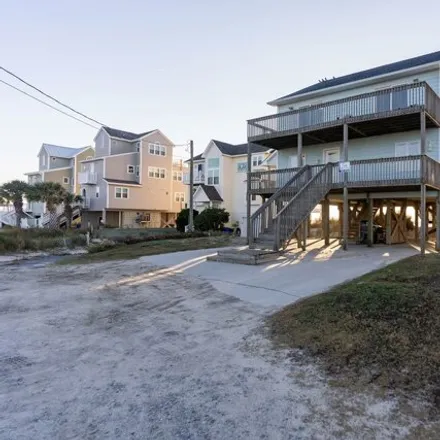 Image 8 - 1196 New River Inlet Road, North Topsail Beach, NC 28460, USA - House for sale