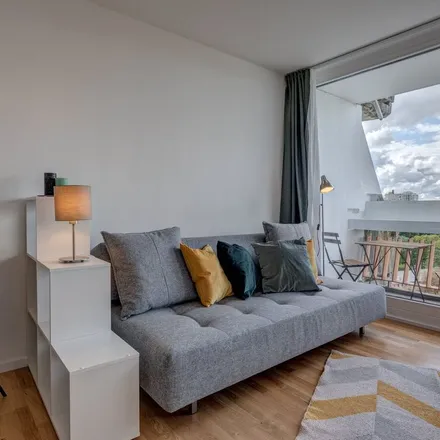 Rent this 1 bed apartment on Ungererstraße 230 in 80805 Munich, Germany