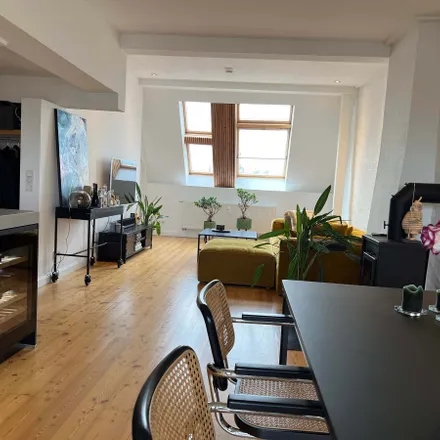 Rent this 2 bed apartment on Lappenbergsallee 30 in 20257 Hamburg, Germany