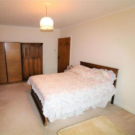 Rent this 3 bed house on Willow Way in Baglan, SA12 8NU