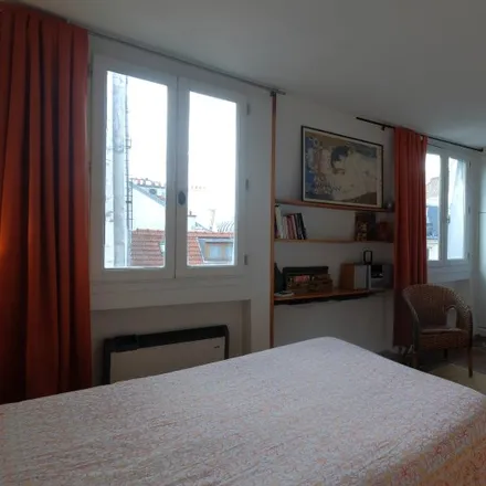 Image 2 - 32 Rue d'Aboukir, 75002 Paris, France - Apartment for rent