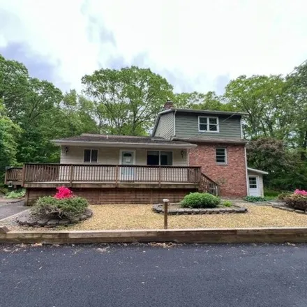 Buy this 4 bed house on 55 Vassar Trail in Hopatcong Hills, Hopatcong