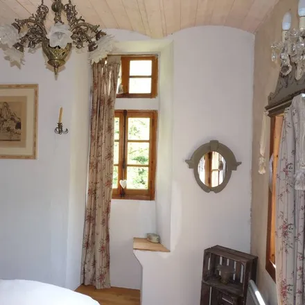 Rent this 5 bed house on Rue des Alpes in 26400 Crest, France