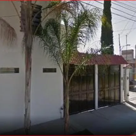Buy this 3 bed house on Avenida Oxígeno 128 in Valle De Señora, 37205 León
