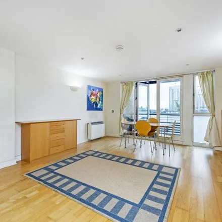 Rent this 2 bed apartment on Kintyre House in Cold Harbour, London