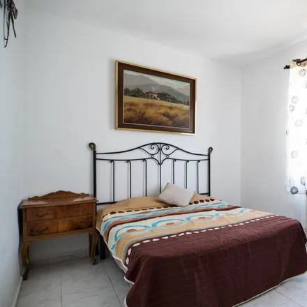 Image 2 - Madrid, Costanilla de los Olivos, 28011 Madrid - Room for rent