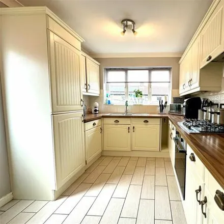Image 6 - Stone Leigh, Tankersley, South Yorkshire, S75 3bd - House for sale