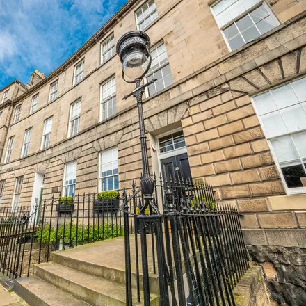 Image 2 - 33 Drummond Place, City of Edinburgh, EH3 6PW, United Kingdom - Townhouse for rent