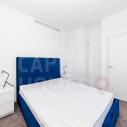 Image 2 - Queen Mary University of London, 327 Mile End Road, London, E1 4NS, United Kingdom - Apartment for rent