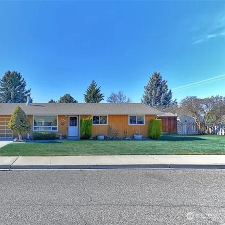 Buy this 3 bed house on 909 Gregory Place in Ellensburg, WA 98926