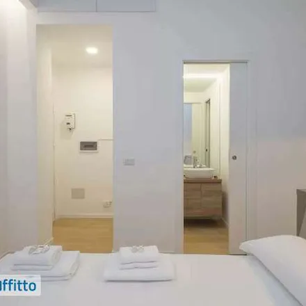 Image 3 - Via Bari 4a, 20142 Milan MI, Italy - Apartment for rent