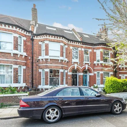 Rent this 4 bed apartment on Pathfield Road in London, SW16 5NN