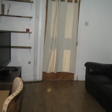 Image 4 - London, Wembley, ENGLAND, GB - House for rent