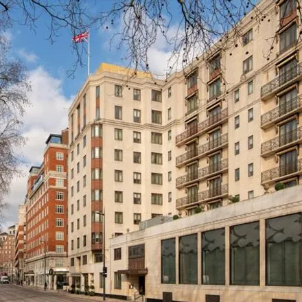Buy this 1 bed apartment on Hyde Park Residence in 55 Park Lane, London
