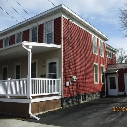 Image 4 - 809 Lafayette Street, City of Ogdensburg, NY 13669, USA - House for sale