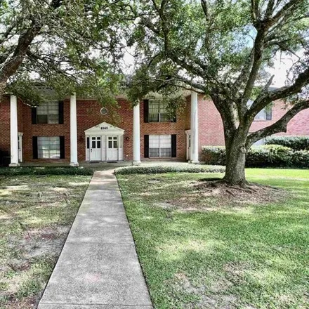 Buy this 3 bed house on 8344 Willow Bend Drive in Beaumont, TX 77707