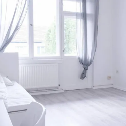 Rent this 2 bed room on Friedrichsbrunner Straße 40 in 12347 Berlin, Germany