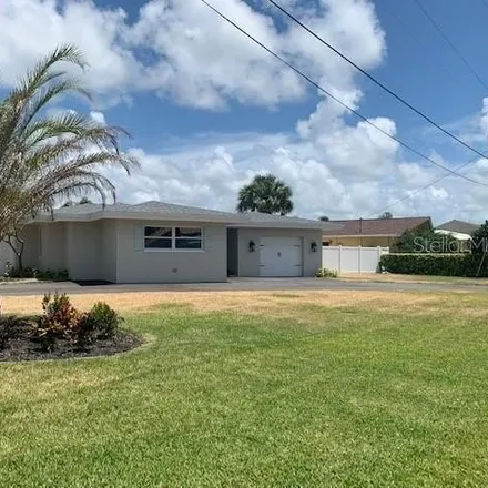 Rent this 3 bed house on 2179 Bayshore Drive in Belleair Beach, Pinellas County