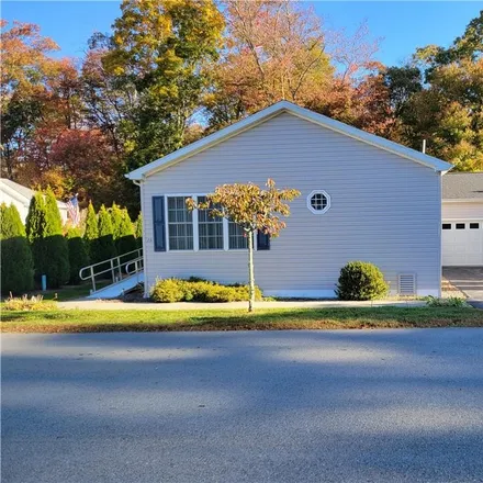 Buy this 2 bed house on 28 Cliff Road in Ledyard, CT 06339
