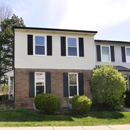 Buy this 2 bed condo on Burbank Drive in Ann Arbor, MI 48105