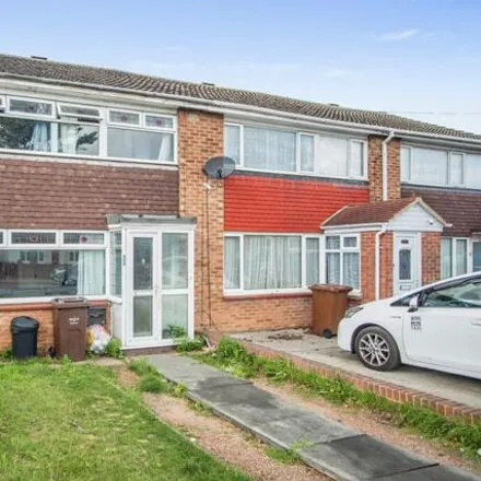 Buy this 3 bed townhouse on Lower Woodlands Road in Gillingham, ME7 2TL