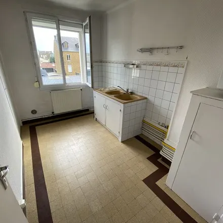 Rent this 3 bed apartment on 4 Place de l'Hôtel de Ville in 08000 Charleville-Mézières, France