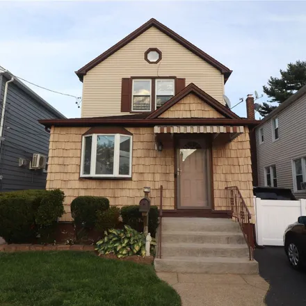 Rent this 3 bed house on 61 Putnam Avenue in Village of Valley Stream, NY 11580