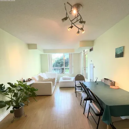 Image 8 - 238 Doris Avenue, Toronto, ON M2N 6W1, Canada - Apartment for rent