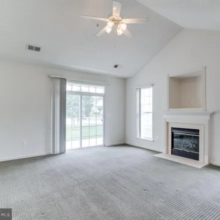 Image 4 - 278 Williamsburg Circle, Quailwood, La Plata, MD 20646, USA - Apartment for sale