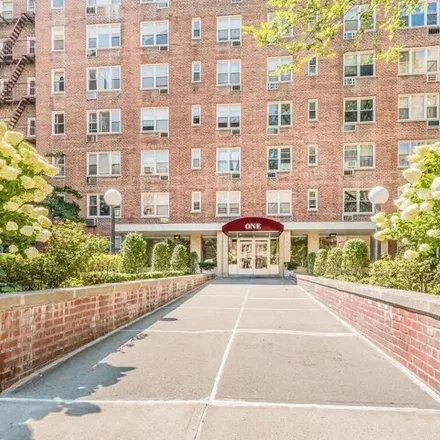 Rent this studio apartment on 1663 Central Park Avenue in Mohegan Heights, City of Yonkers