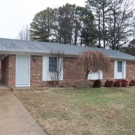 Image 3 - 1387 Oak Meadow Drive, Paragould, AR 72450, USA - House for sale