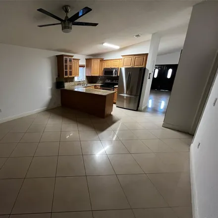 Image 3 - 7184 West 30th Lane, Hialeah, FL 33018, USA - House for sale