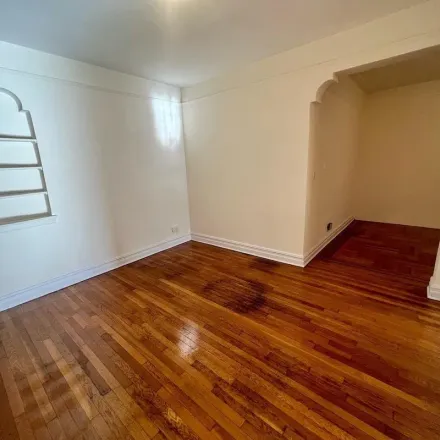 Rent this 3 bed apartment on 129 Albemarle Road in New York, NY 11218
