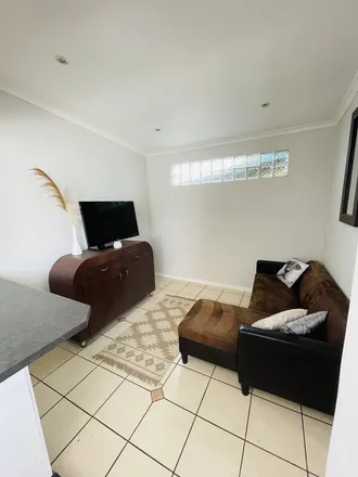 Image 2 - Cape Town, Athlone, WC, ZA - Apartment for rent