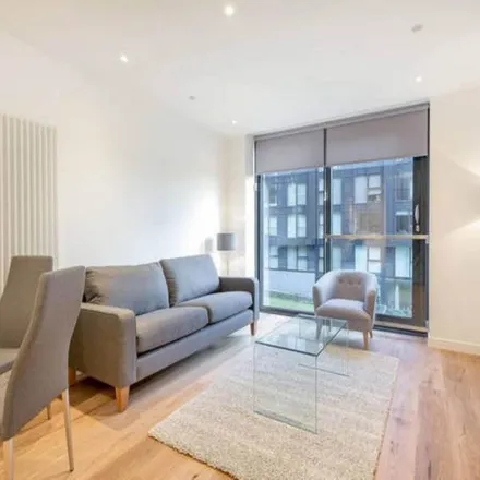 Image 3 - 4 Simpson Loan, City of Edinburgh, EH3 9GZ, United Kingdom - Apartment for rent