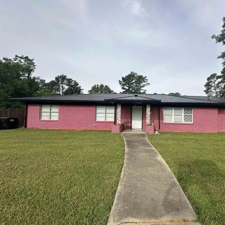 Buy this 3 bed house on 1821 Swan St in Longview, Texas