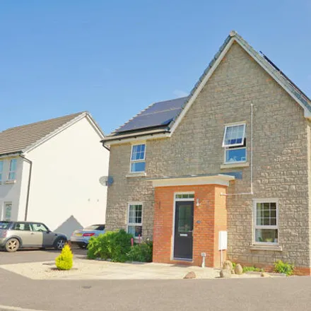 Buy this 4 bed house on 131 Greystone Walk in Cullompton, EX15 1GZ